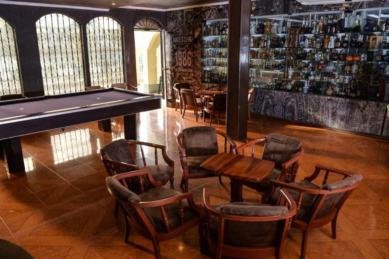 Hotel Olimpico En Quevedo Bagian luar foto
